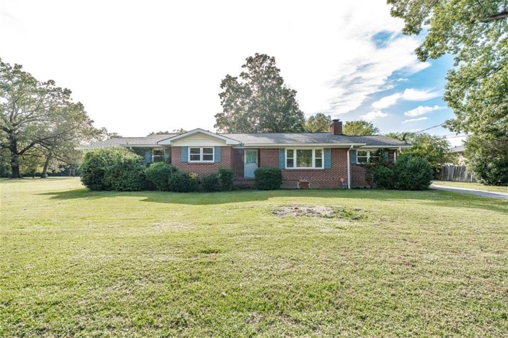 Property Photo: 665 Old Summerville Road GA 30165
