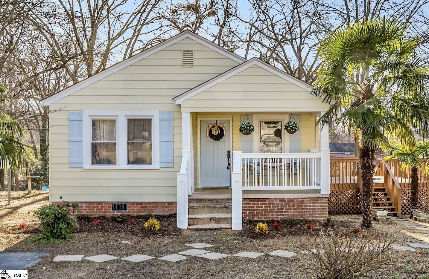 Property Photo:  403 Glenwood Street  SC 29627 