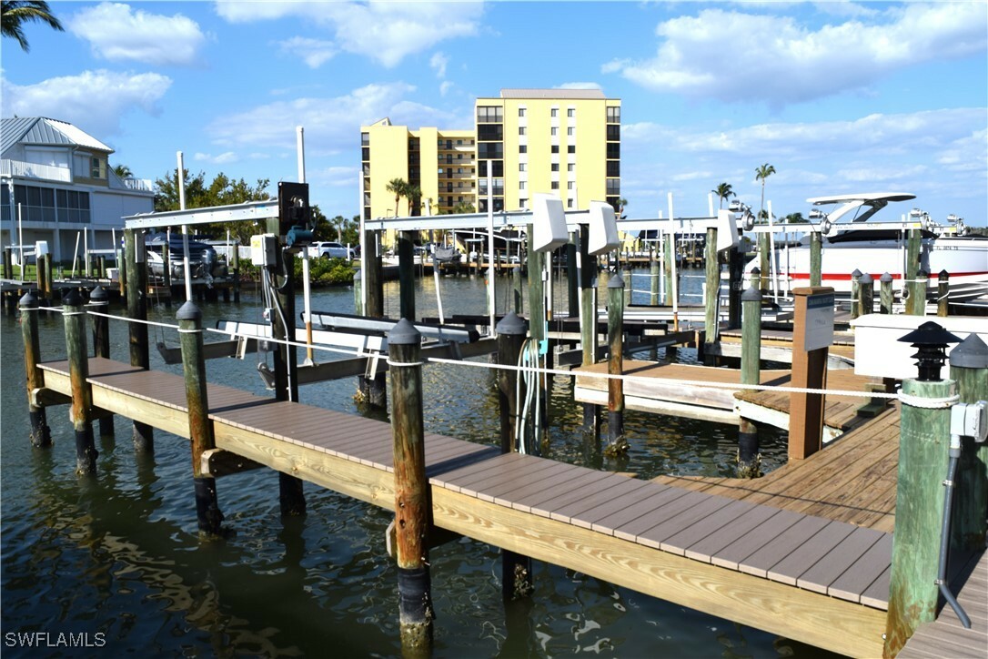 Property Photo:  4341 Bay Beach Lane  FL 33931 