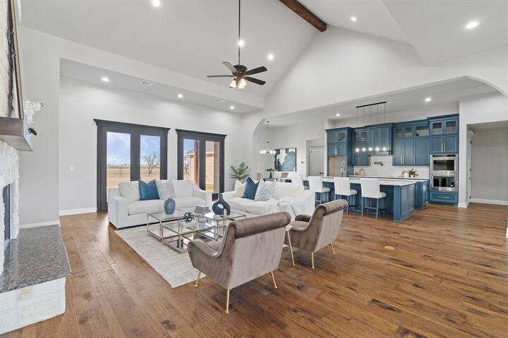 Property Photo: 1331 Greycrest Terrace TX 76065