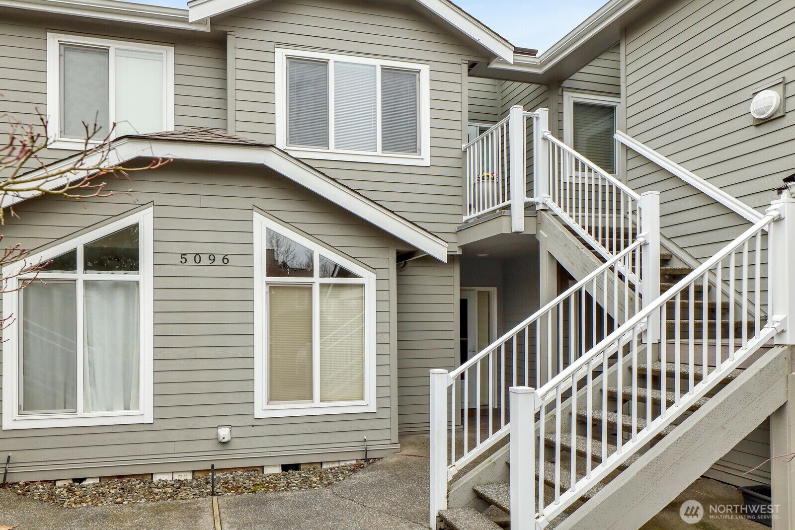 Property Photo: 5096 Festival Boulevard 1C WA 98226