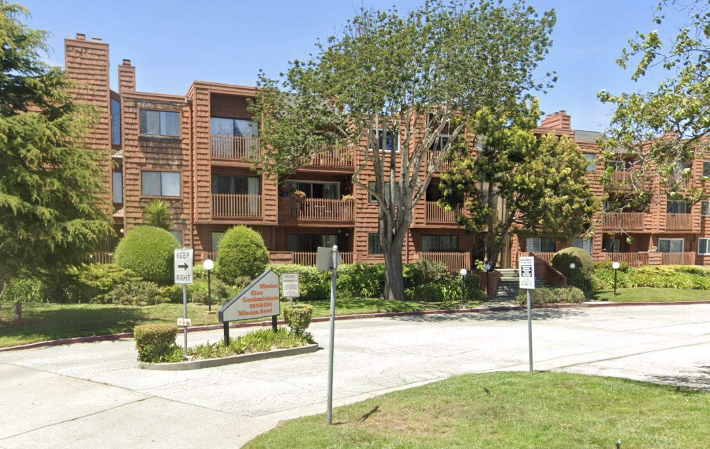 Property Photo:  930 Mission Road 31  CA 94080 