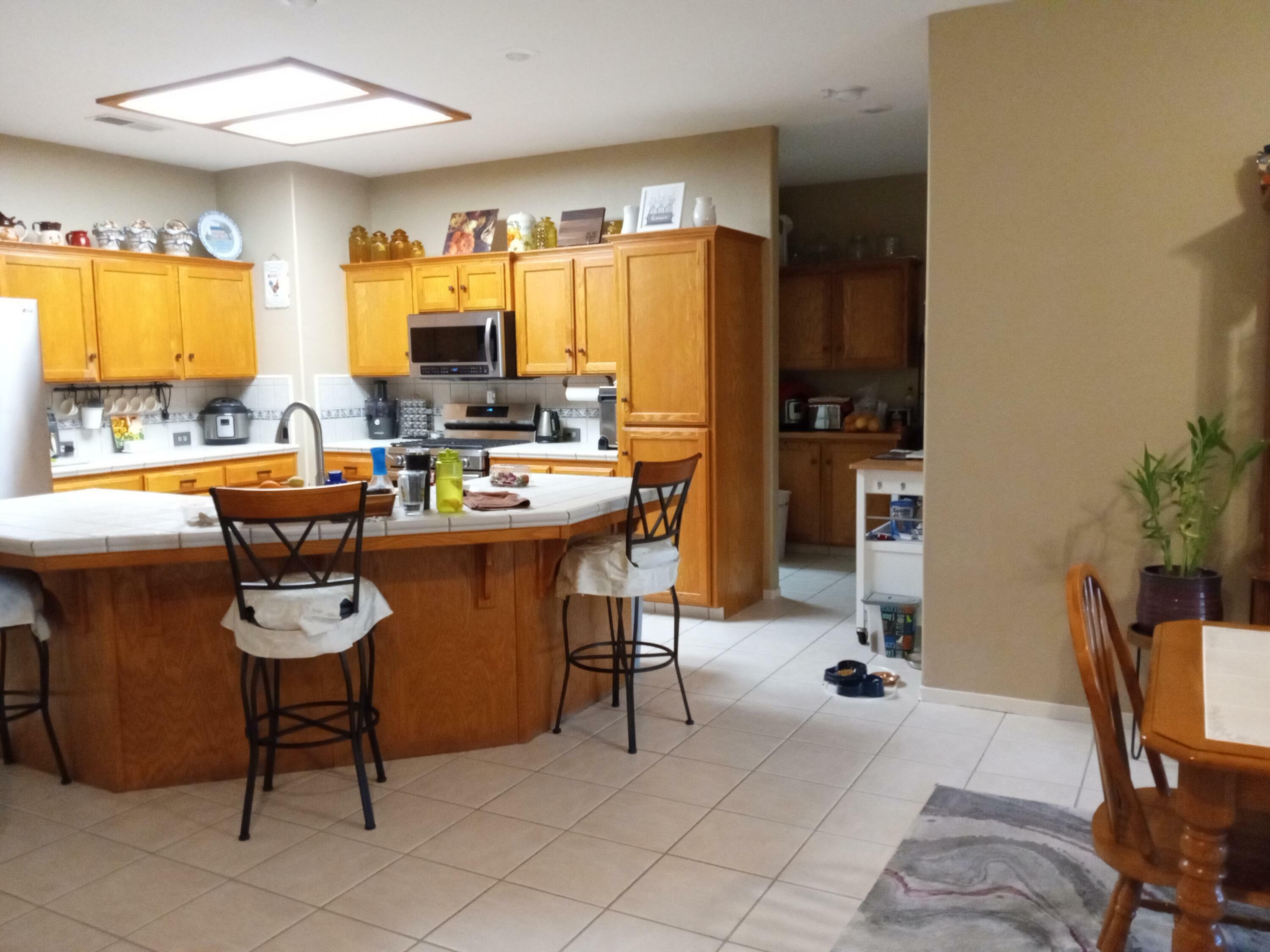 Property Photo:  1236 Bargetto Court  CA 93274 