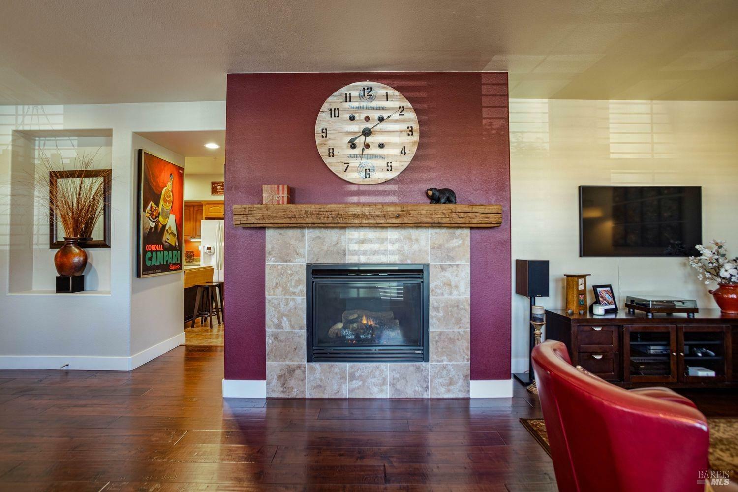 Property Photo: 175 Stonegate Circle C CA 95425