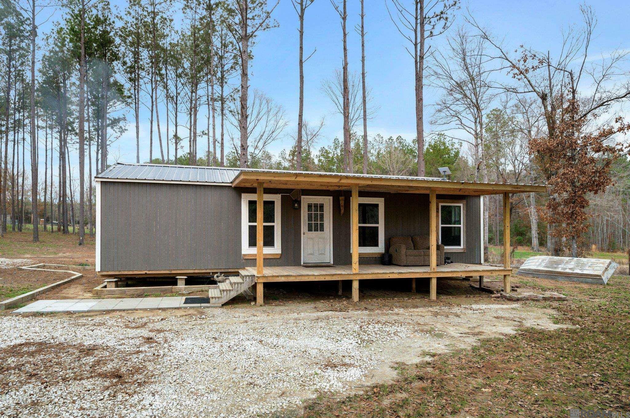 Property Photo: 4771 Old Liberty Rd LA 70722