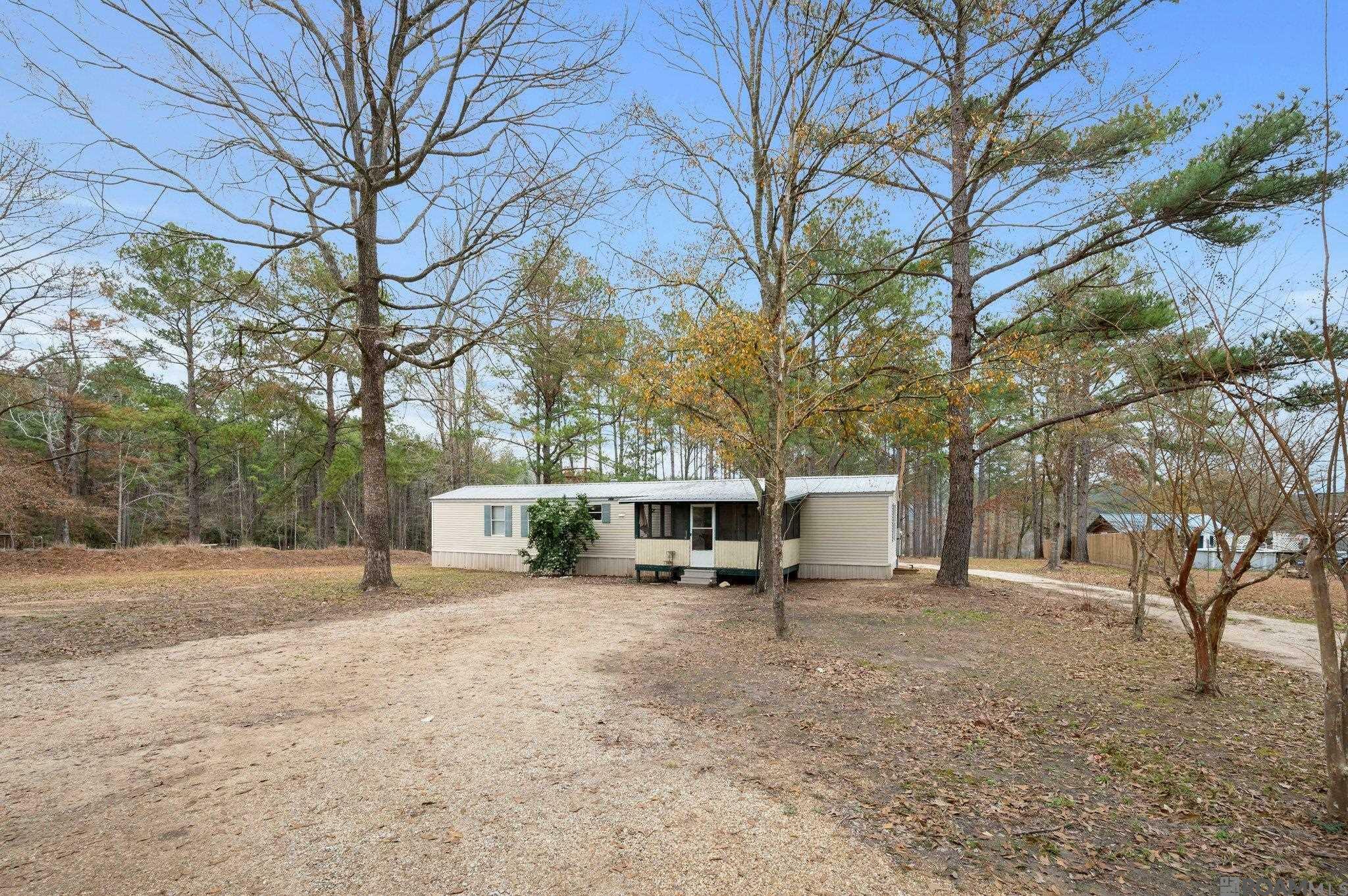Property Photo: 4771 Old Liberty Rd LA 70722