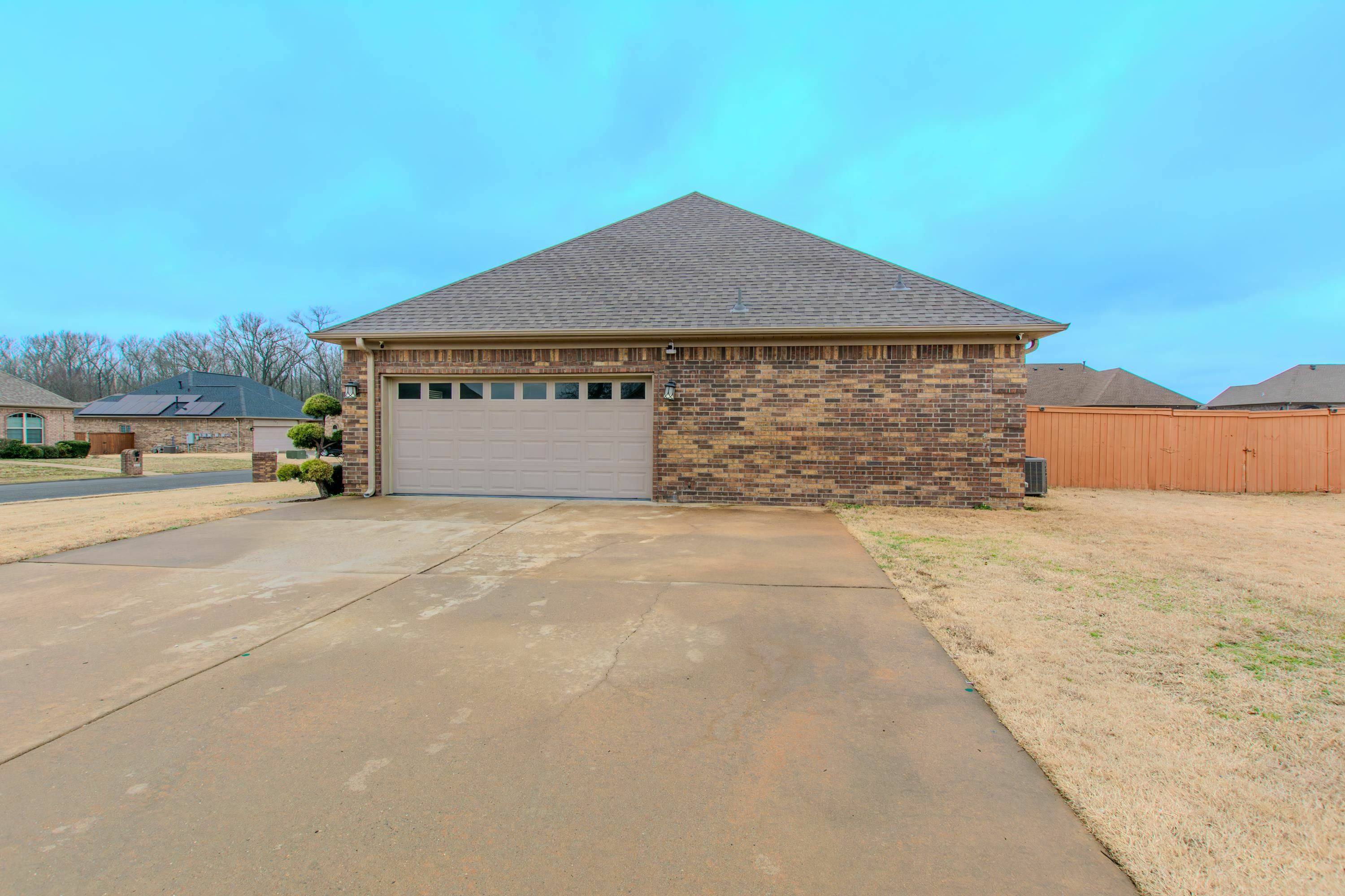 Property Photo:  141 Creekside Dr.  AR 72007 