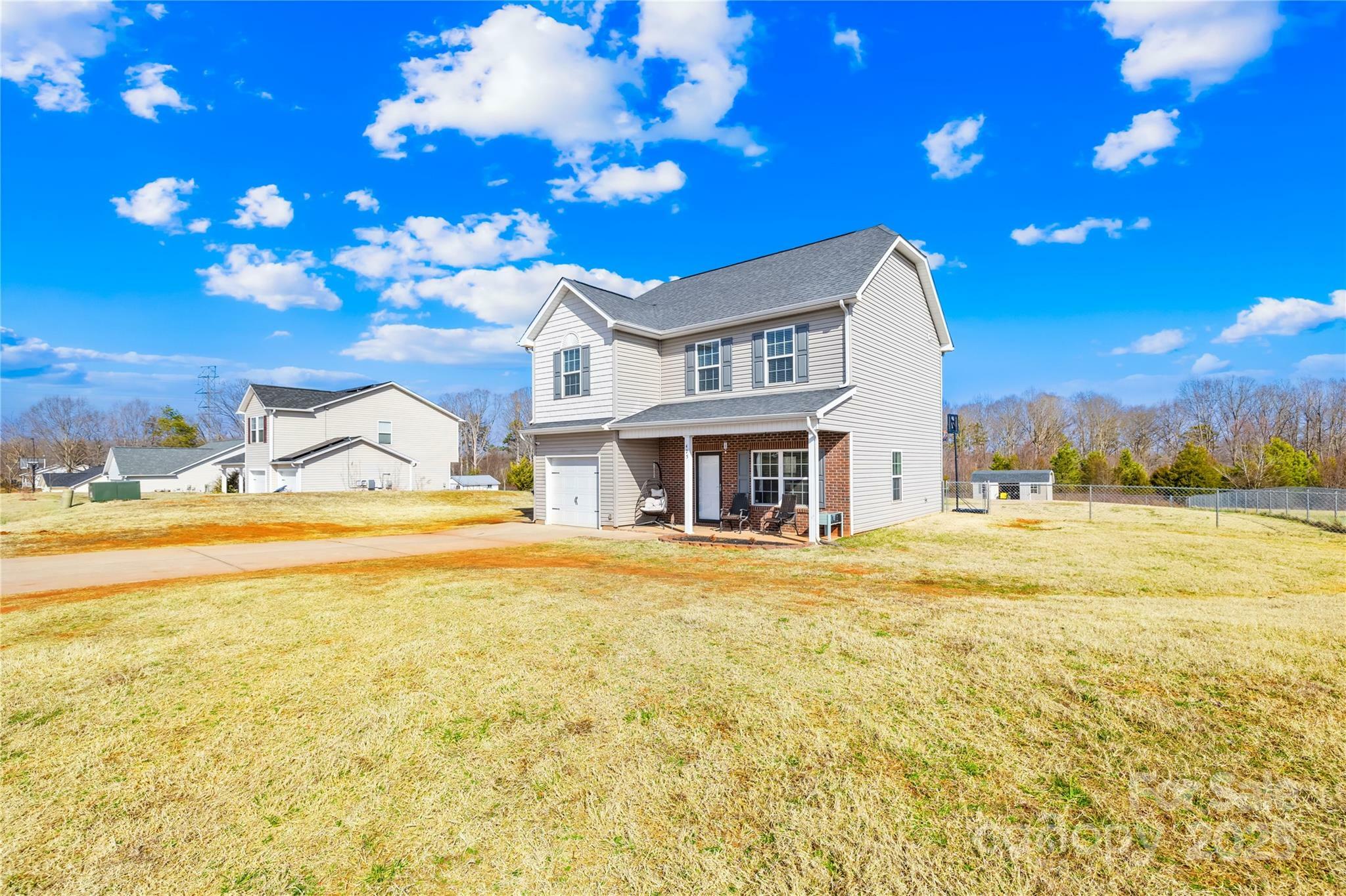 Property Photo: 425 Webb Road NC 28152