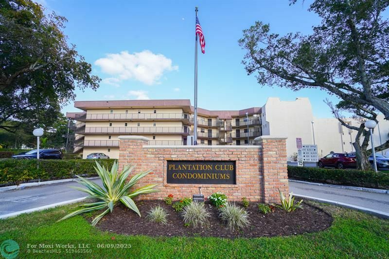 Property Photo: 6555 W Broward Blvd 103 FL 33317