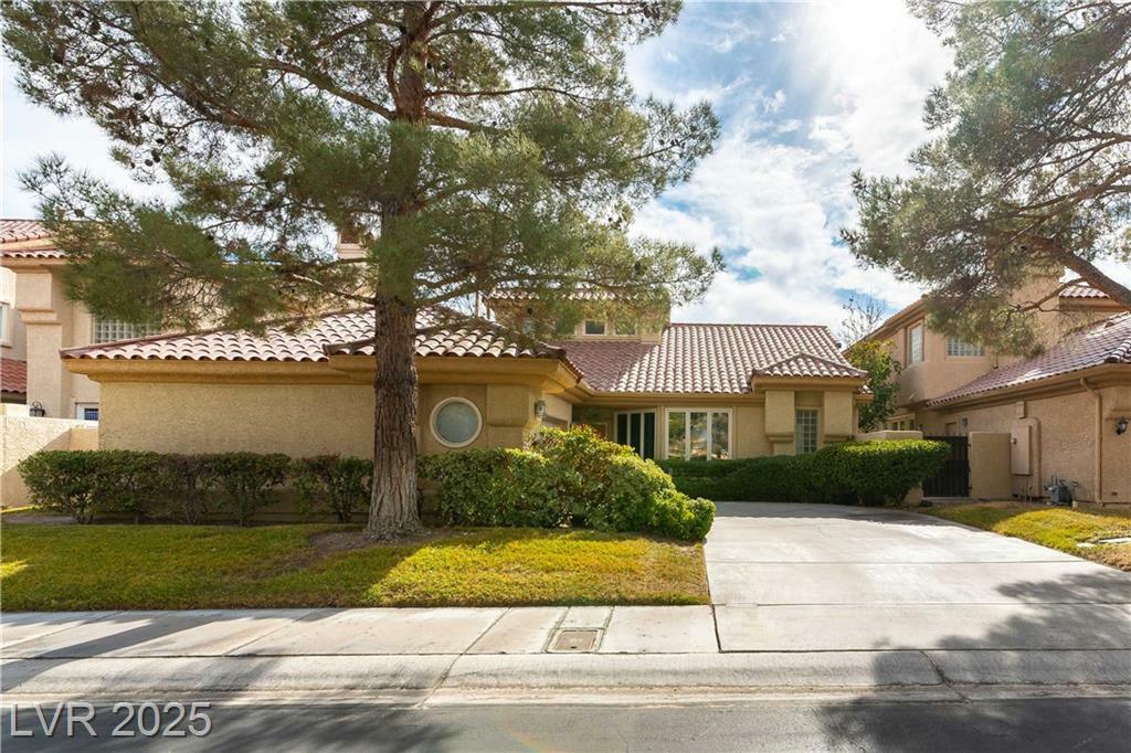 Property Photo: 7909 Rio Rico Drive NV 89113