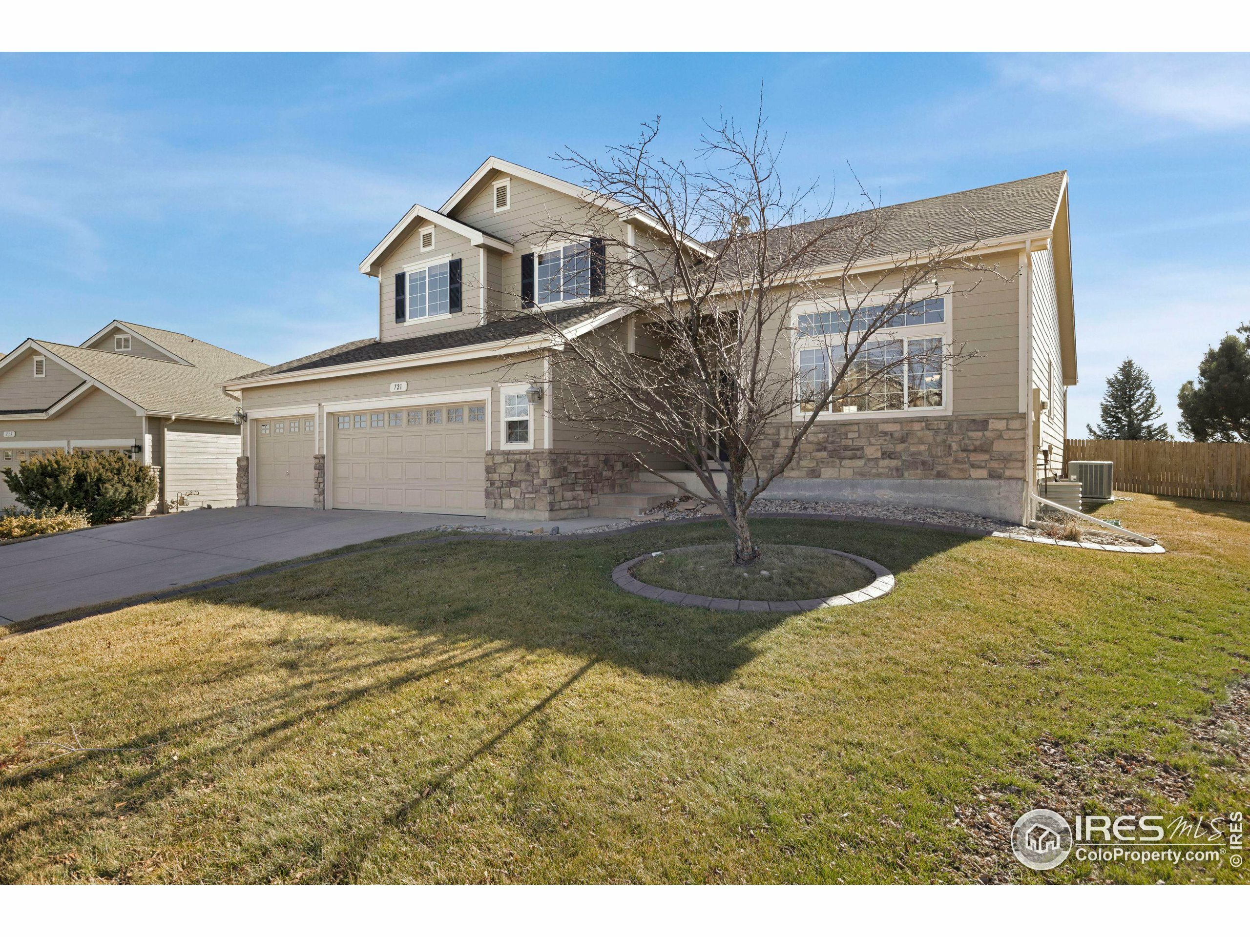 Property Photo: 721 Stonington Ln CO 80525