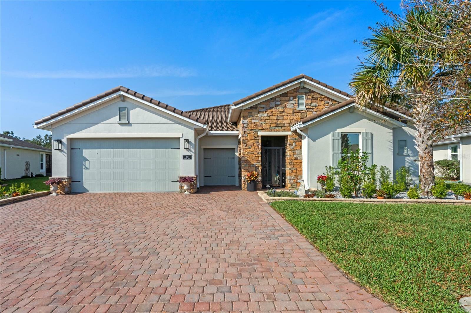 Property Photo:  442 Treviso Drive  FL 34759 