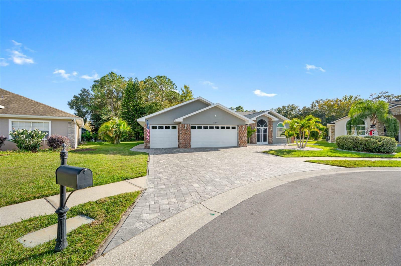 Property Photo:  8104 Montock Court  FL 34655 