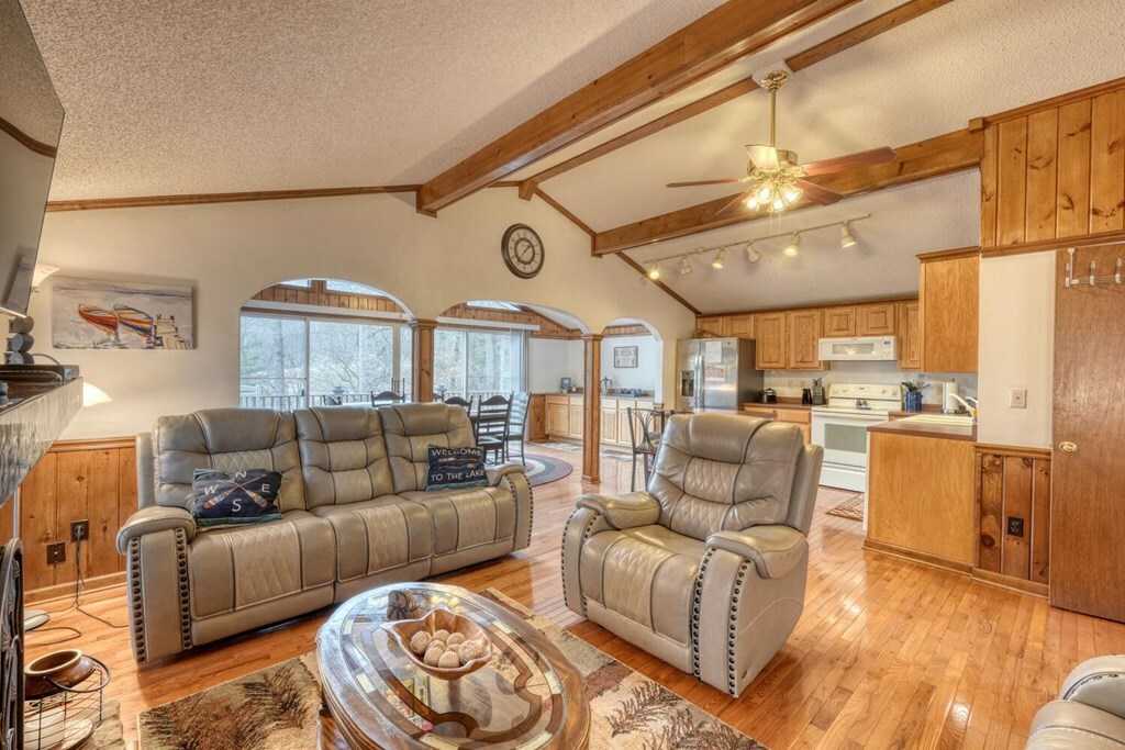 Property Photo: 48 Forest Lakes Drive NC 28771