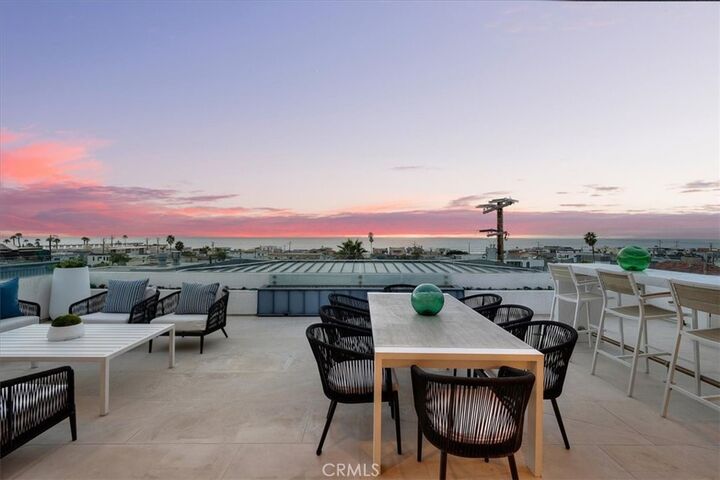 Property Photo: 1703 Manhattan Avenue CA 90254