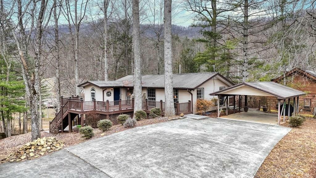 Property Photo:  48 Forest Lakes Drive  NC 28771 