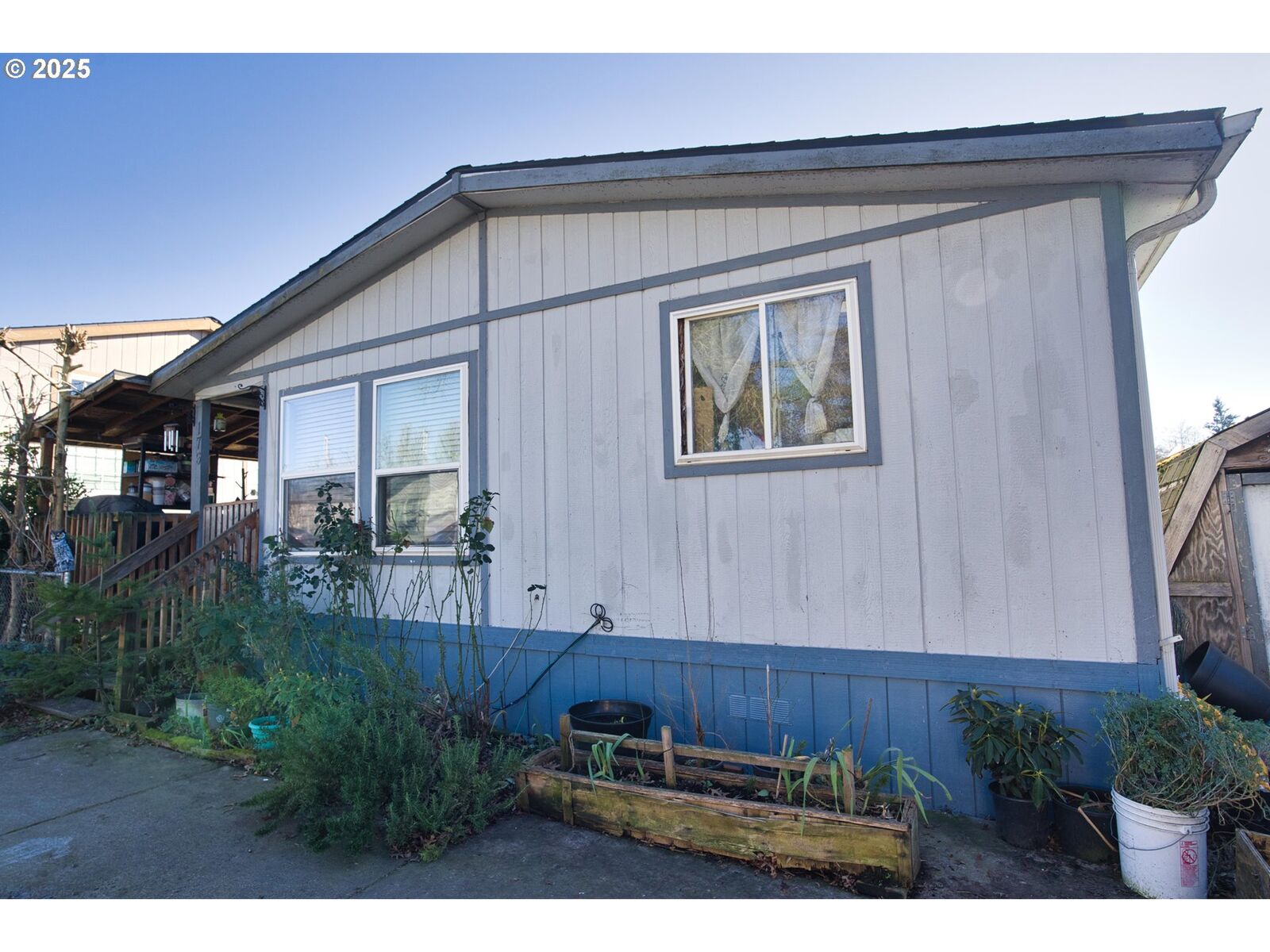 Property Photo:  9000 NE M L King Blvd 176  OR 97211 