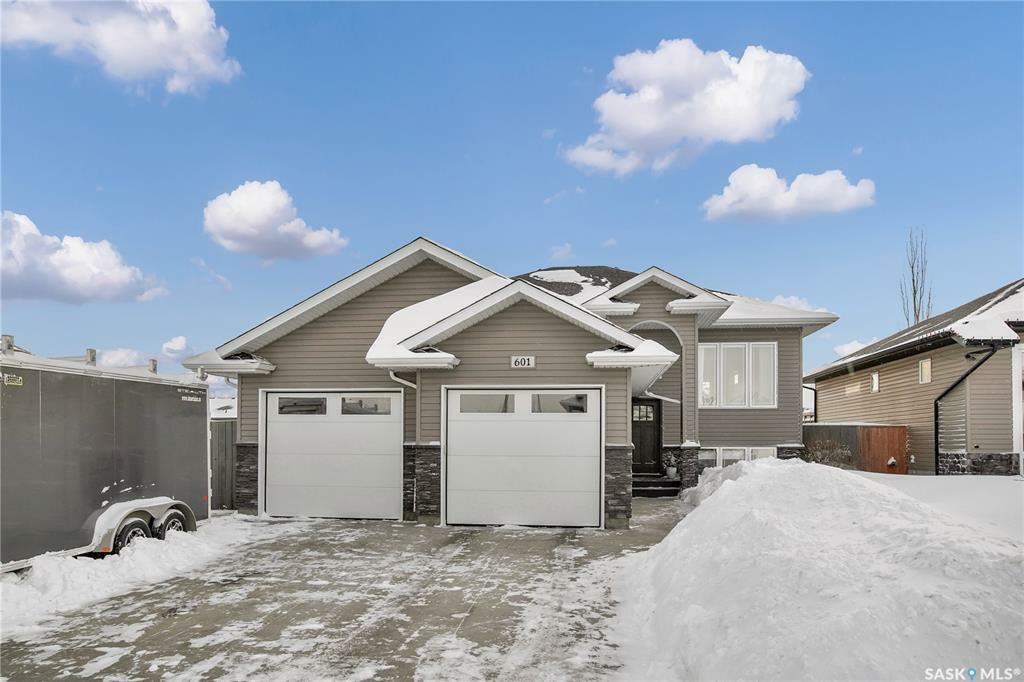 601 Quessy Drive  Martensville SK S0K 0A2 photo