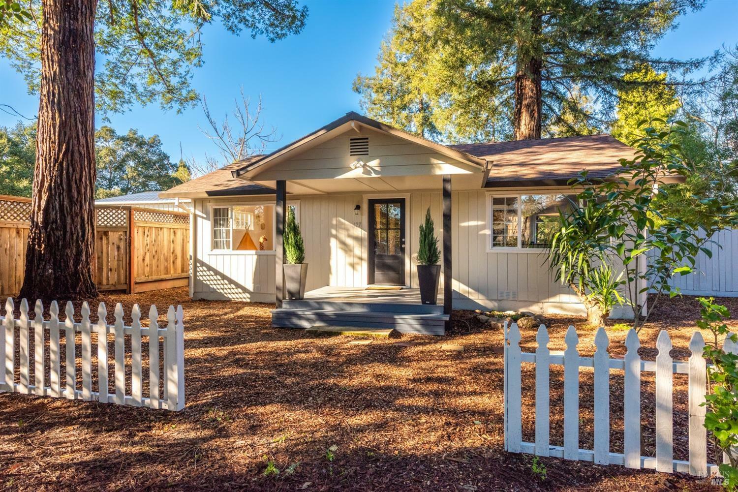 Property Photo:  177 Willow Street  CA 95401 