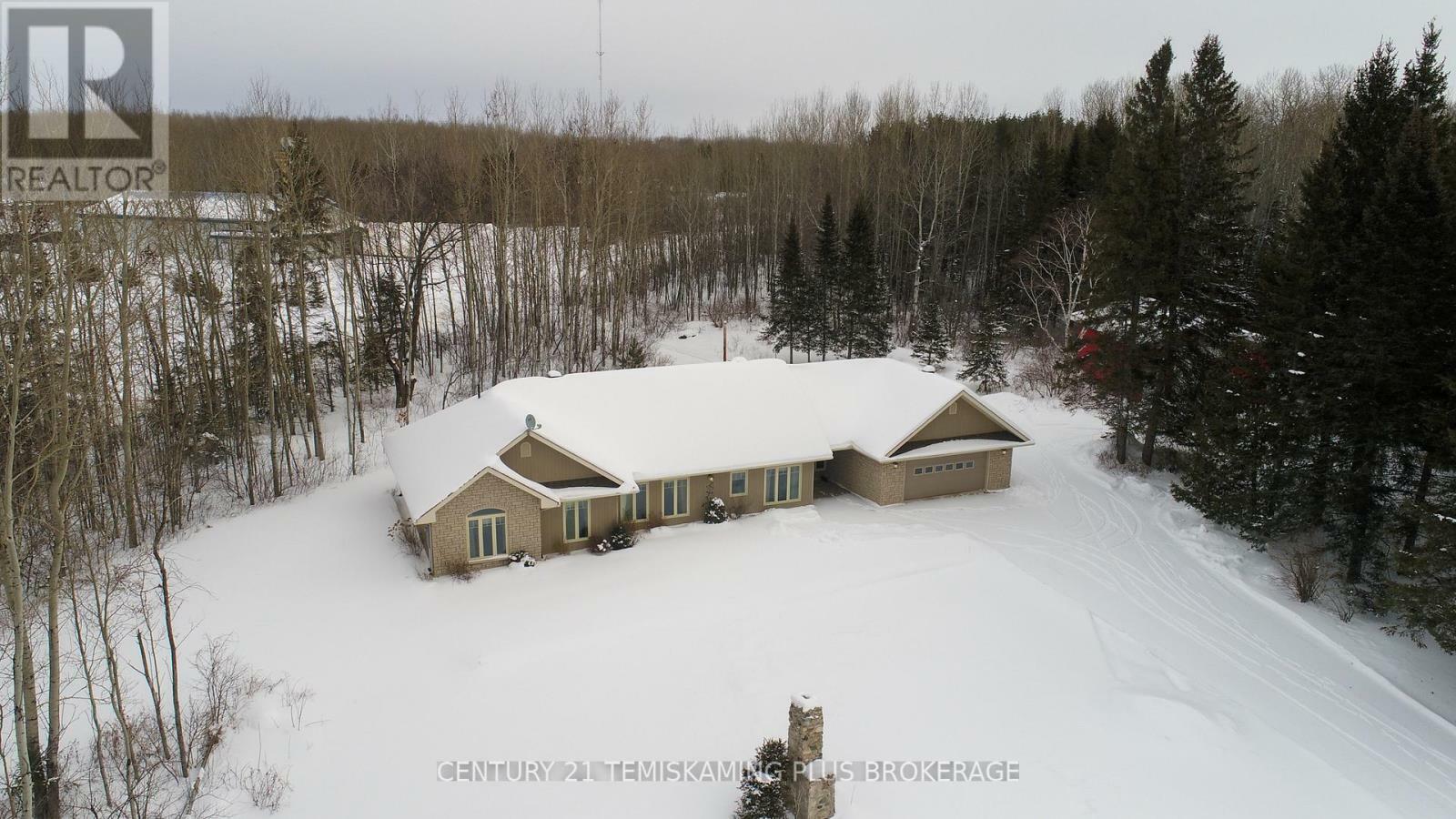 Property Photo:  331475 Highway 11  ON P0J 1E0 