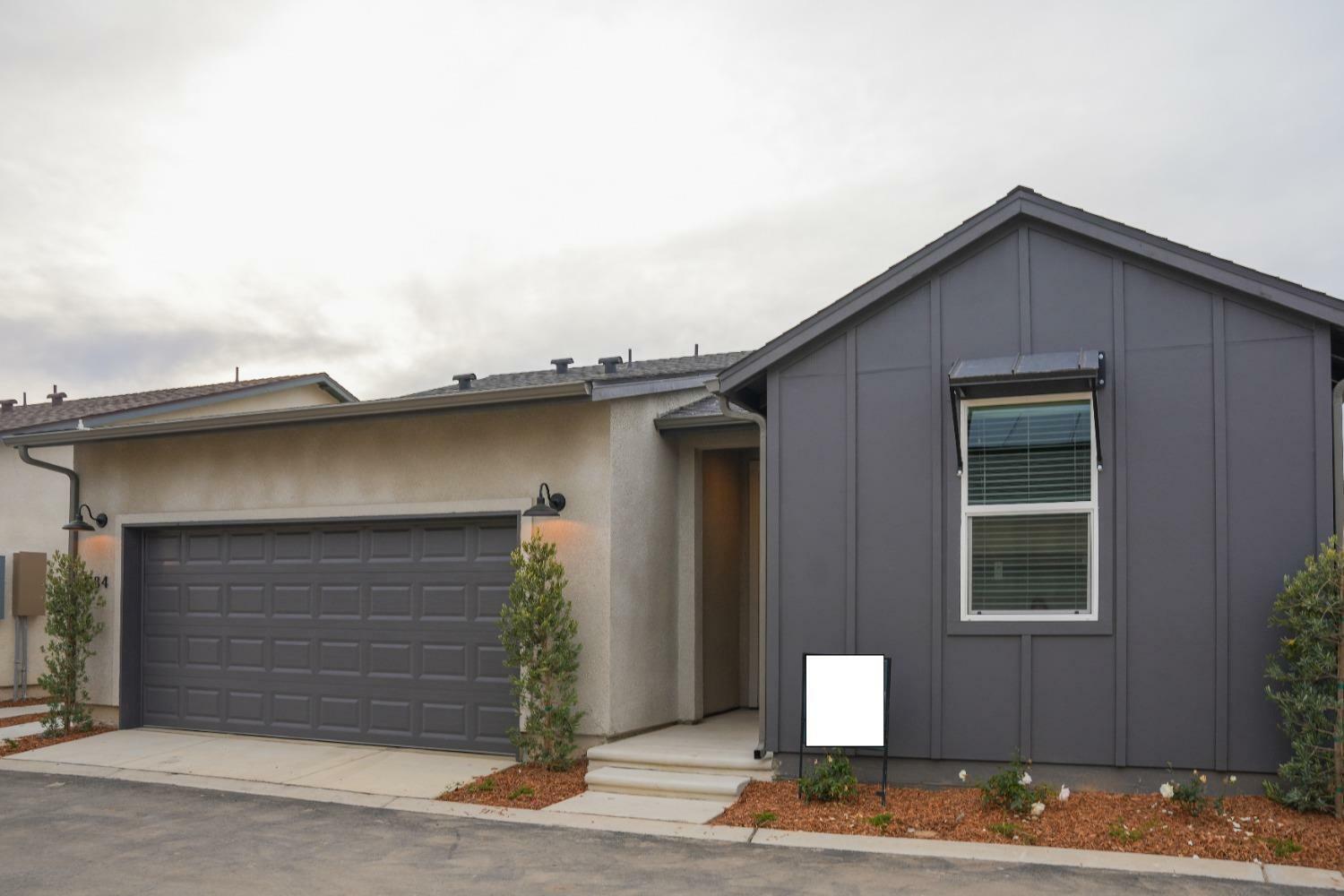 Property Photo:  4184 Taylor Lane  CA 93636 