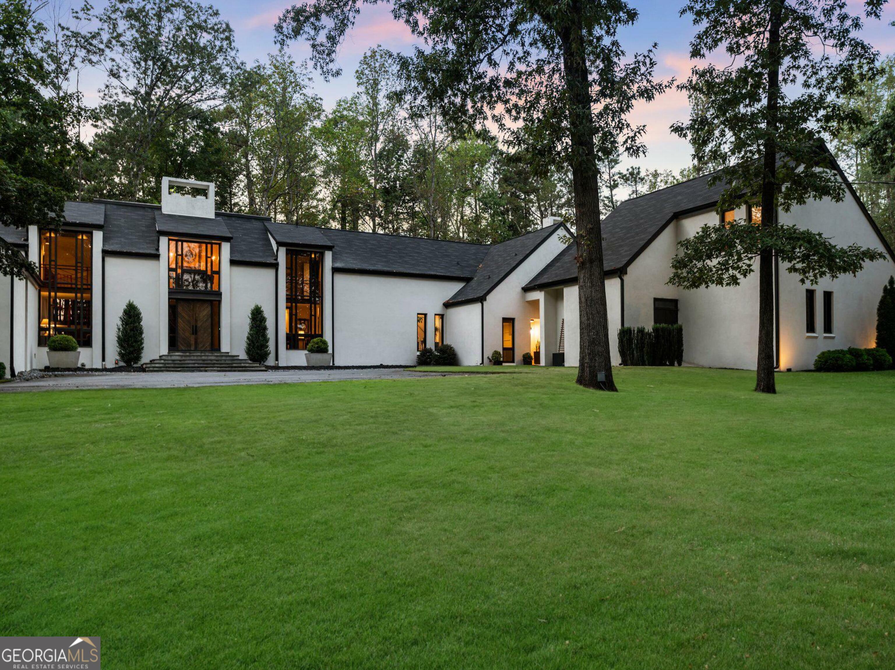 Property Photo: 9650 Coleman Road GA 30075