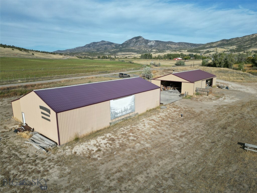 Property Photo:  14 Old Mt Hwy 10  MT 59721 