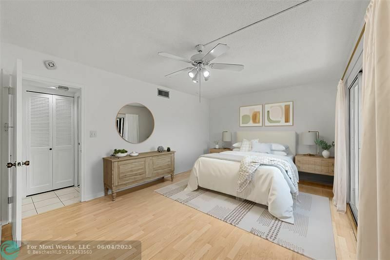 Property Photo: 3303 Aruba Way J1 FL 33066