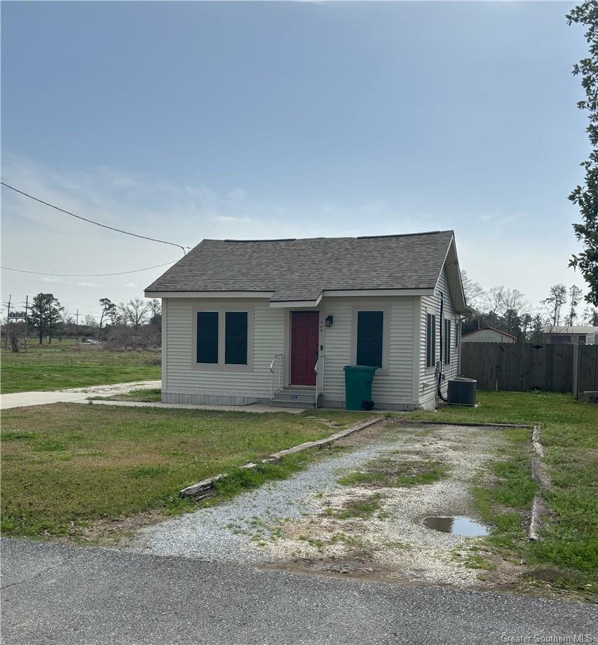 Property Photo: 506 506A Fontenot Road LA 70607