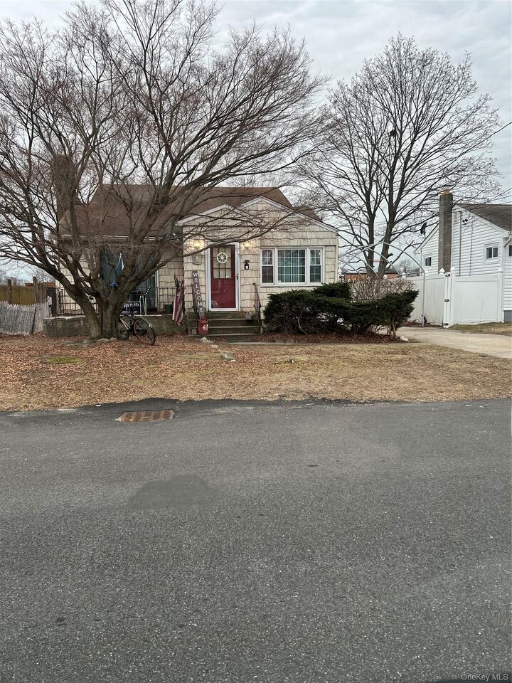 Property Photo:  417 N Monroe Avenue  NY 11757 