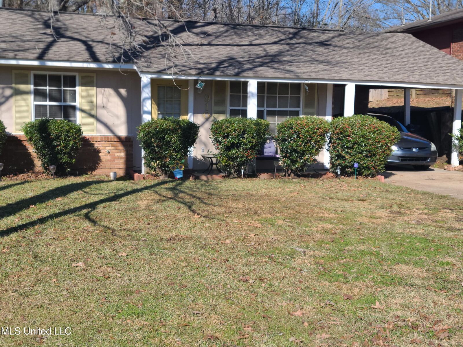 Property Photo: 910 Cherry Stone Circle MS 39056