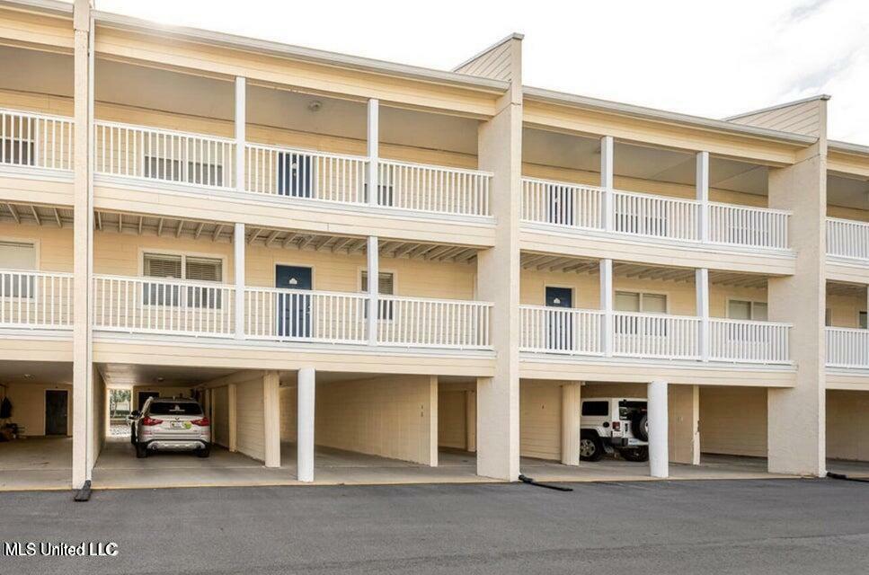 Property Photo:  2421 Beachview Drive Unit #F13 Drive  MS 39564 