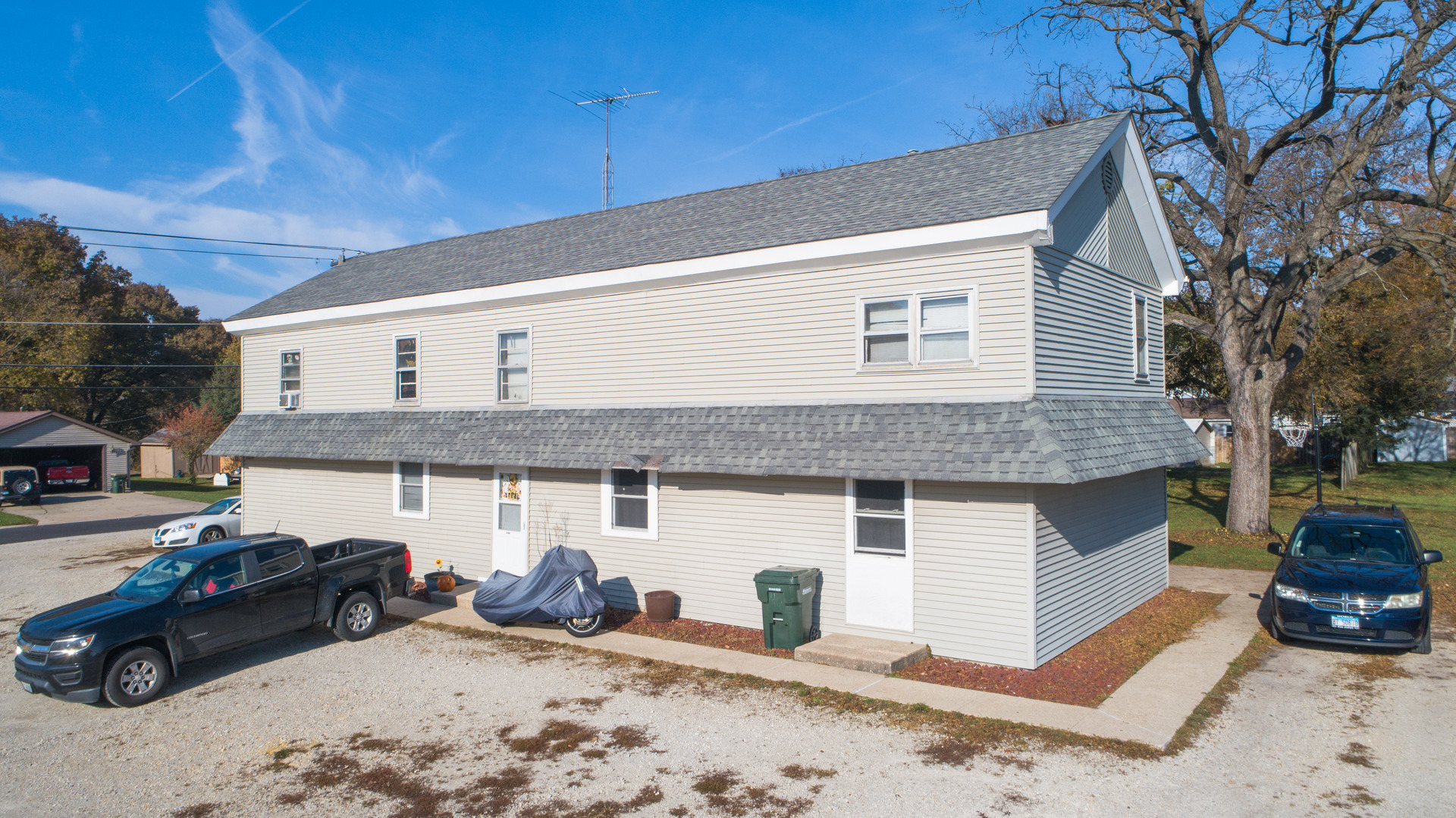 Property Photo: 25254 W Bridge Street IL 60410