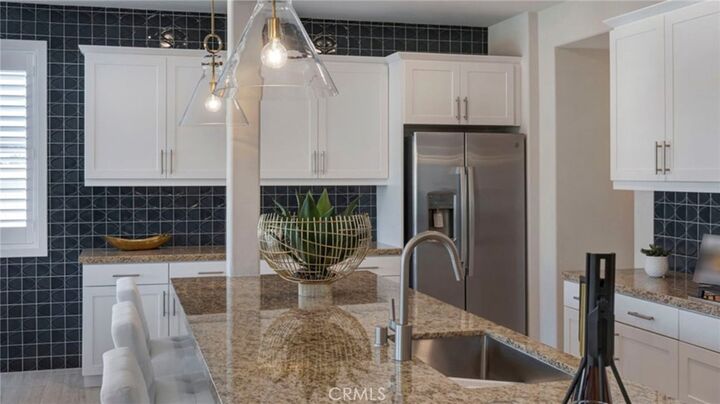 Property Photo:  534 Finch Drive  CA 92377 