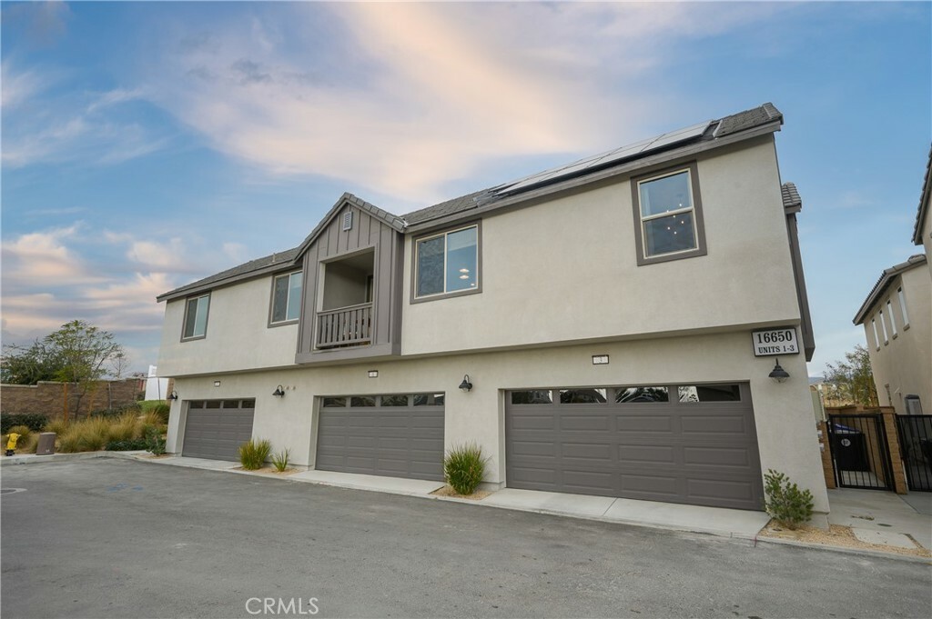 Property Photo:  16650 Crocus Lane 1  CA 92336 