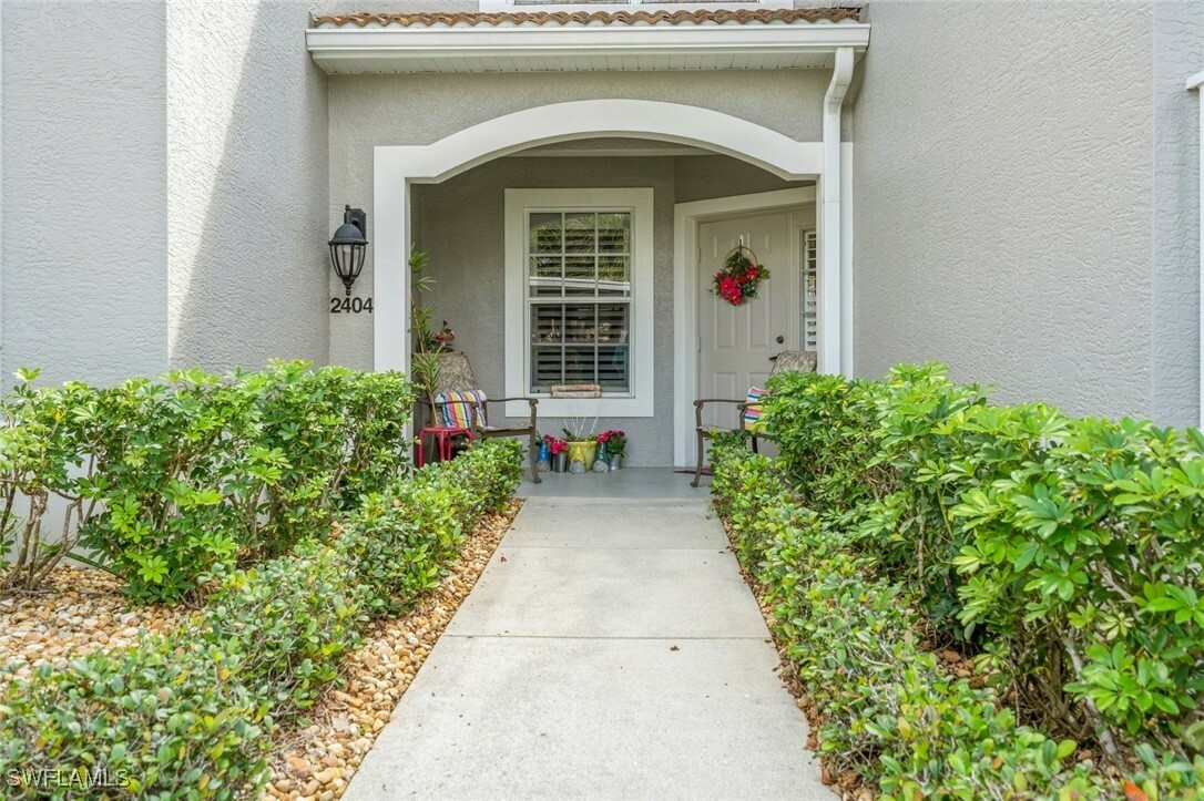 Property Photo:  10109 Colonial Country Club Boulevard 2404  FL 33913 