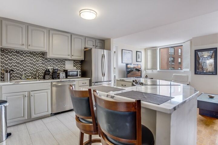 Property Photo:  45-63 Atlantic Avenue 5E  MA 02110 