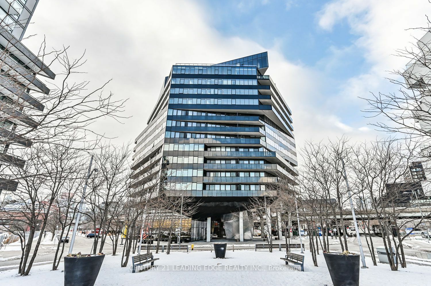 21 Lawren Harris Square 610  Toronto ON M5A 0T4 photo