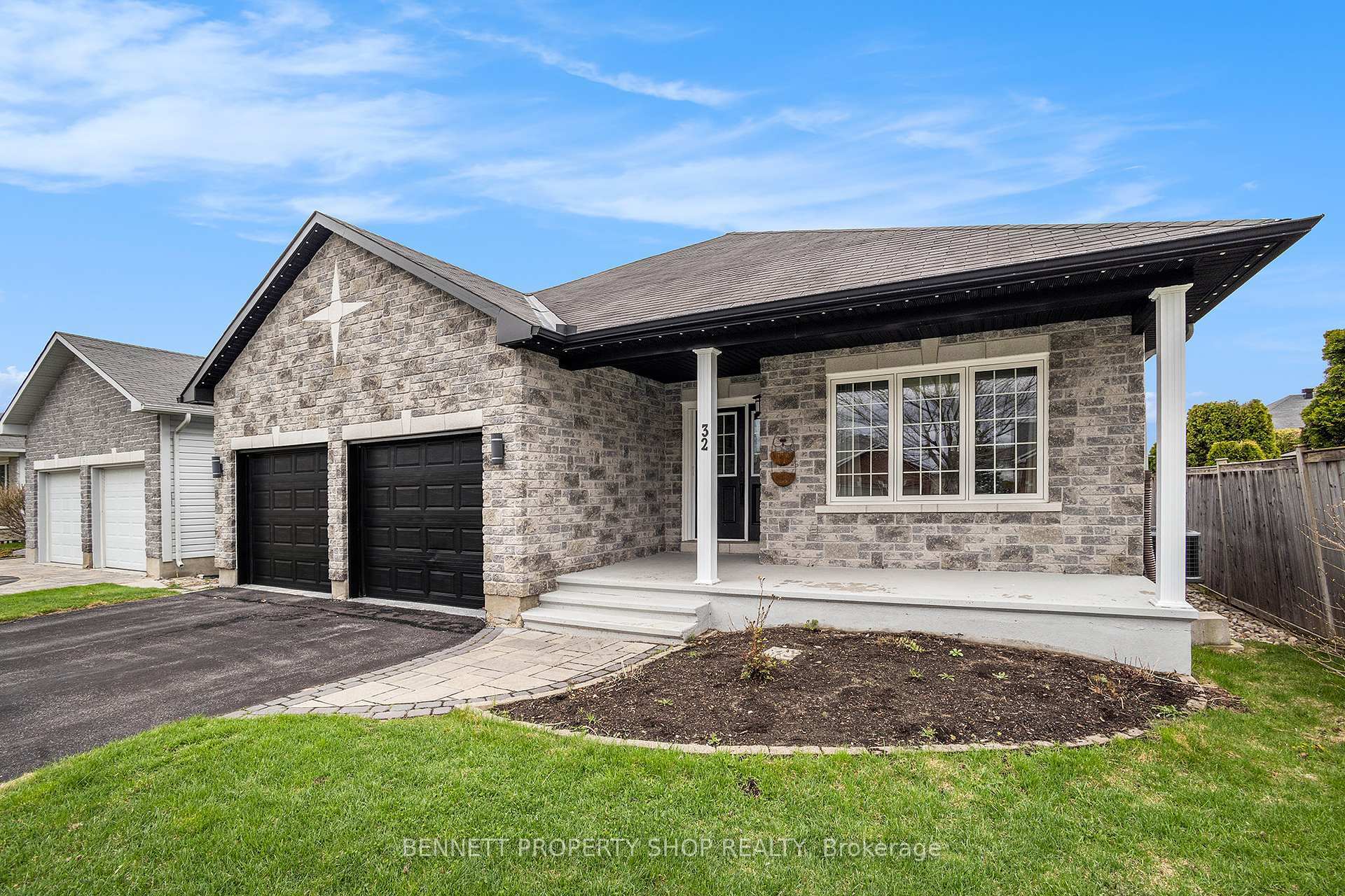 Property Photo: 32 Johanna Street ON K0A 1A0