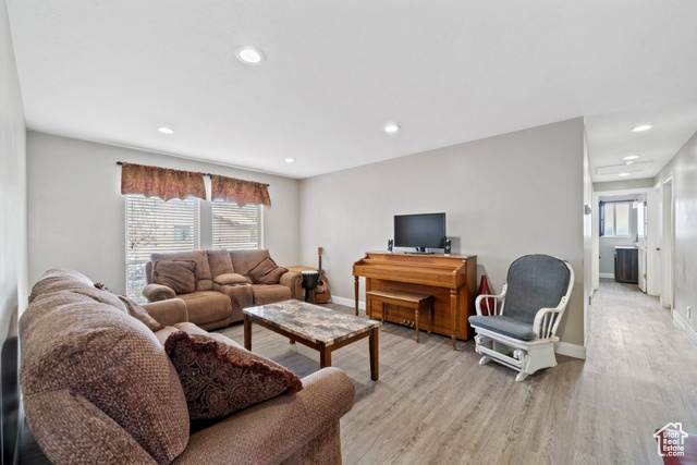Property Photo: 2283 E 7925 S UT 84405