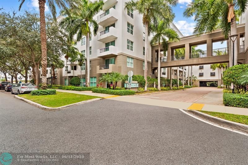 2401 NE 65th St 312  Fort Lauderdale FL 33308 photo