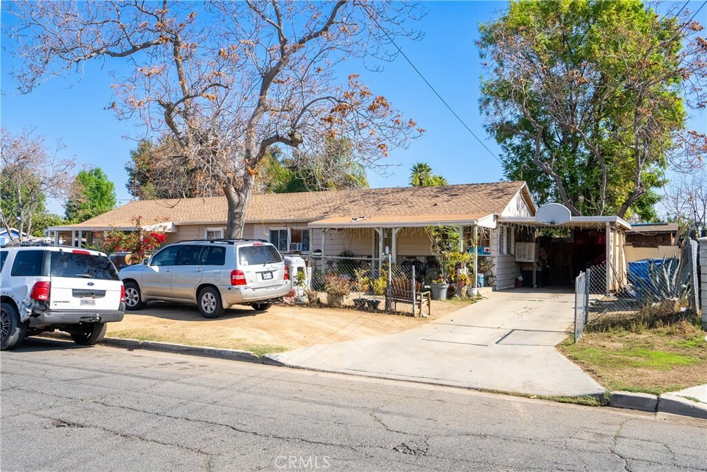 Property Photo:  5875 Challen Avenue  CA 92503 