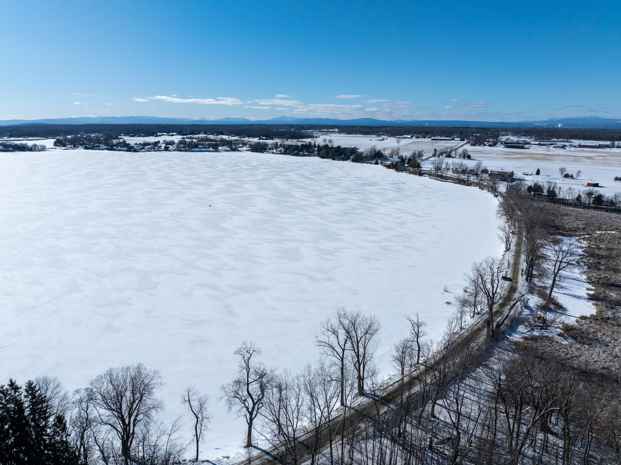 Property Photo:  45 East Shore North  VT 05458 