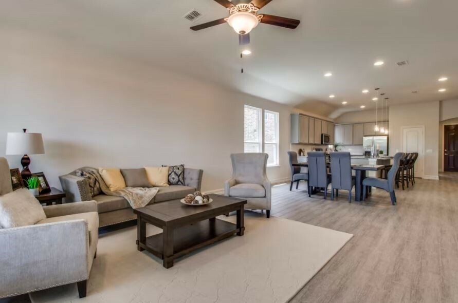 Property Photo: 1308 Stonehill Drive TX 78633