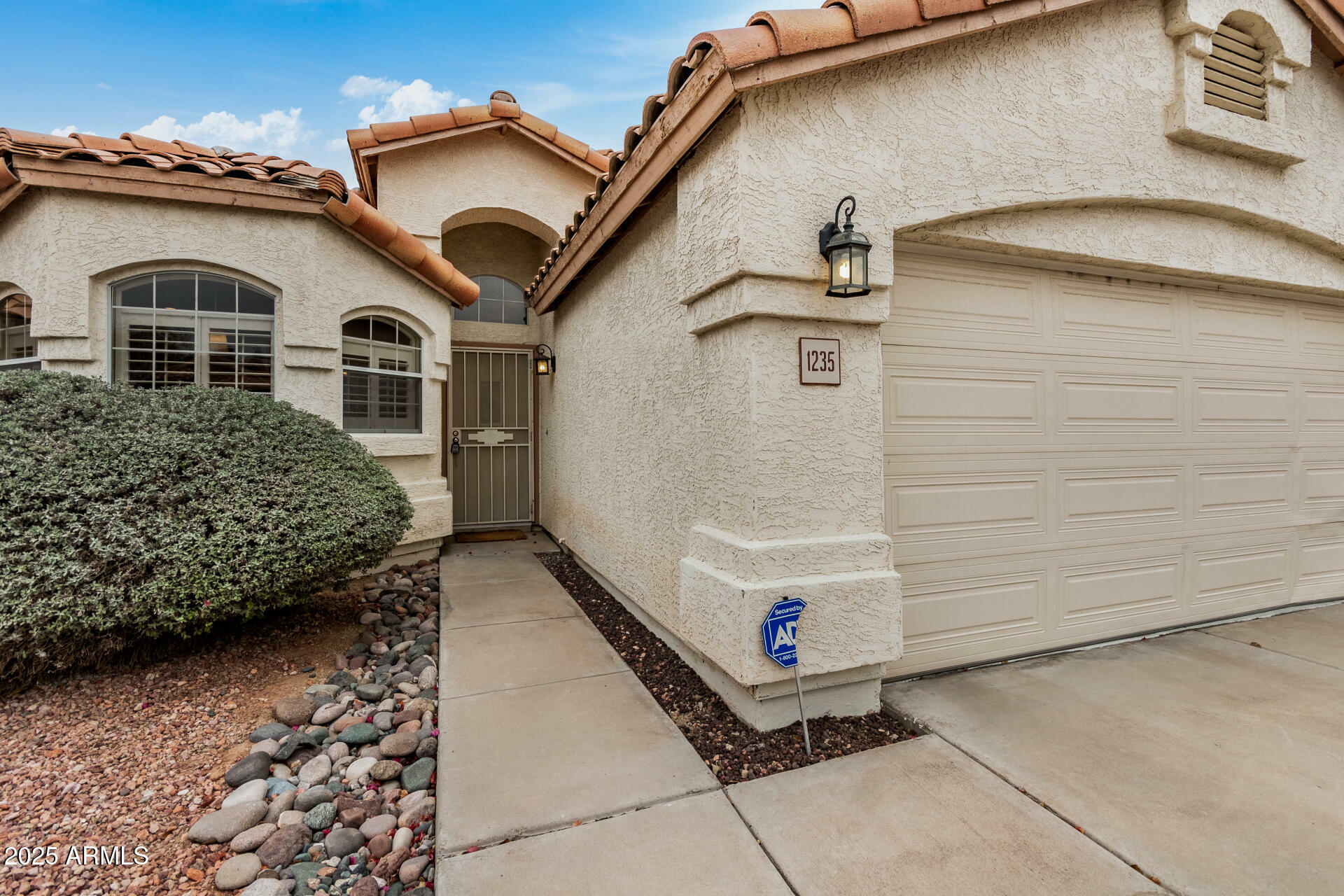 Property Photo:  1235 W Jeanine Drive  AZ 85284 