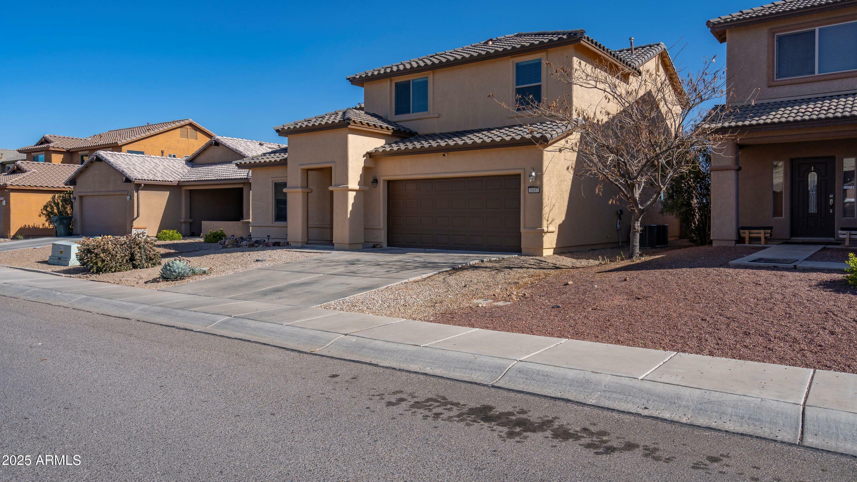 Property Photo:  1437 Paso Robles Avenue  AZ 85635 