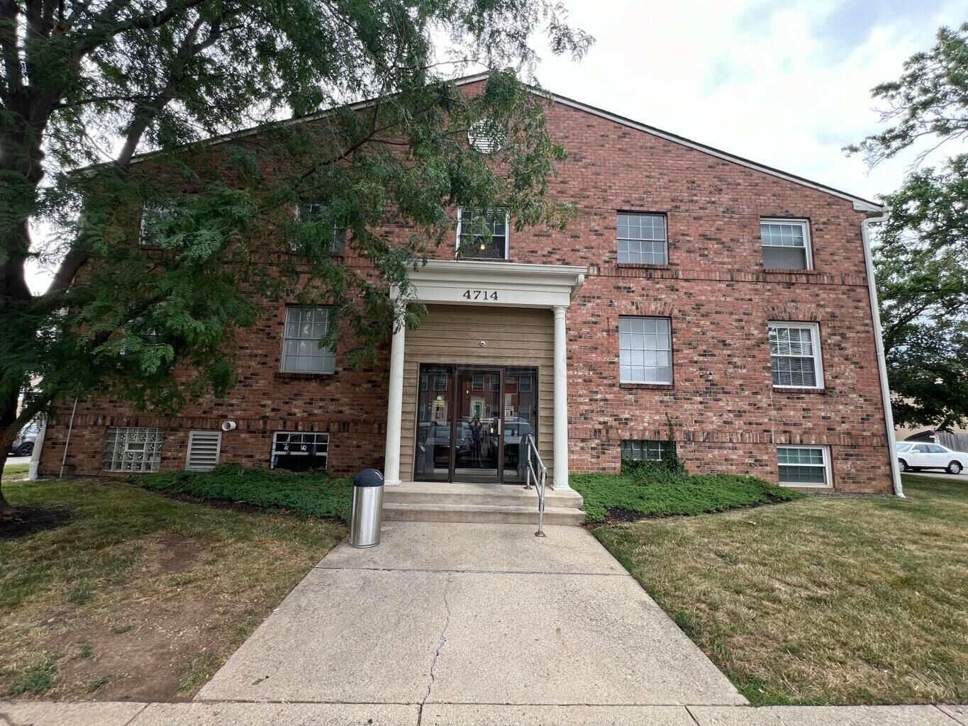 Property Photo:  4714 Tarryton S Court  OH 43228 