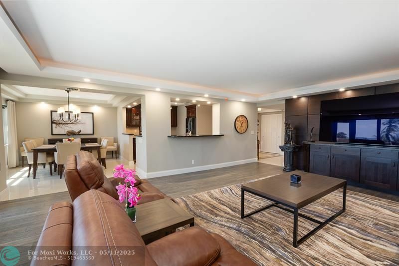 Property Photo: 4900 N Ocean Blvd 511 FL 33308
