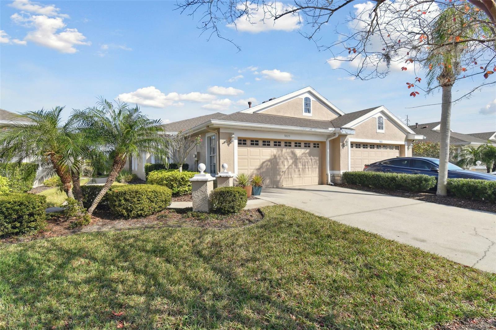 Property Photo:  9823 Bridgeton Drive  FL 33626 