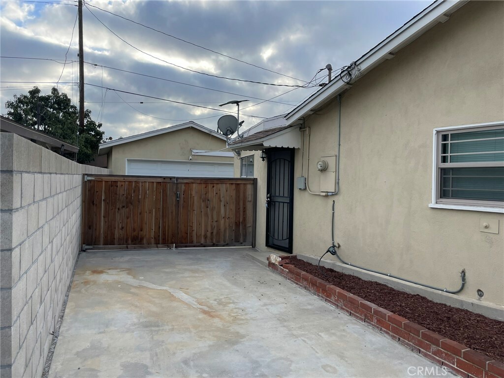 Property Photo:  8472 San Carlos Way  CA 90620 